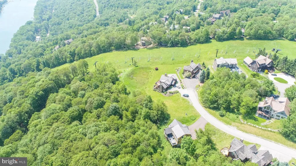 BOULDER RIDGE DRIVE Mc Henry, MD 21541