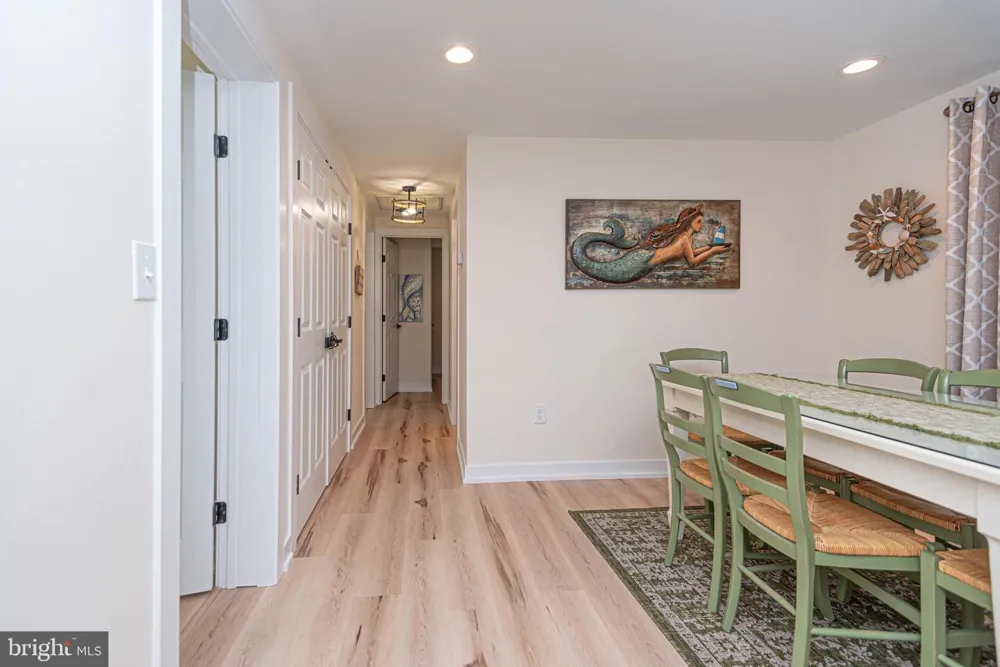 120 ROBIN HOOD Ocean Pines, MD 21811