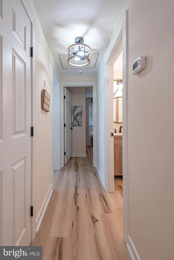 120 ROBIN HOOD Ocean Pines, MD 21811