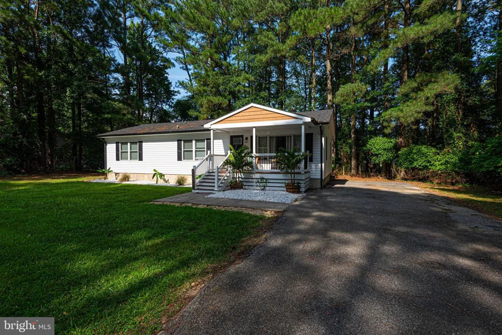 120 ROBIN HOOD Ocean Pines, MD 21811