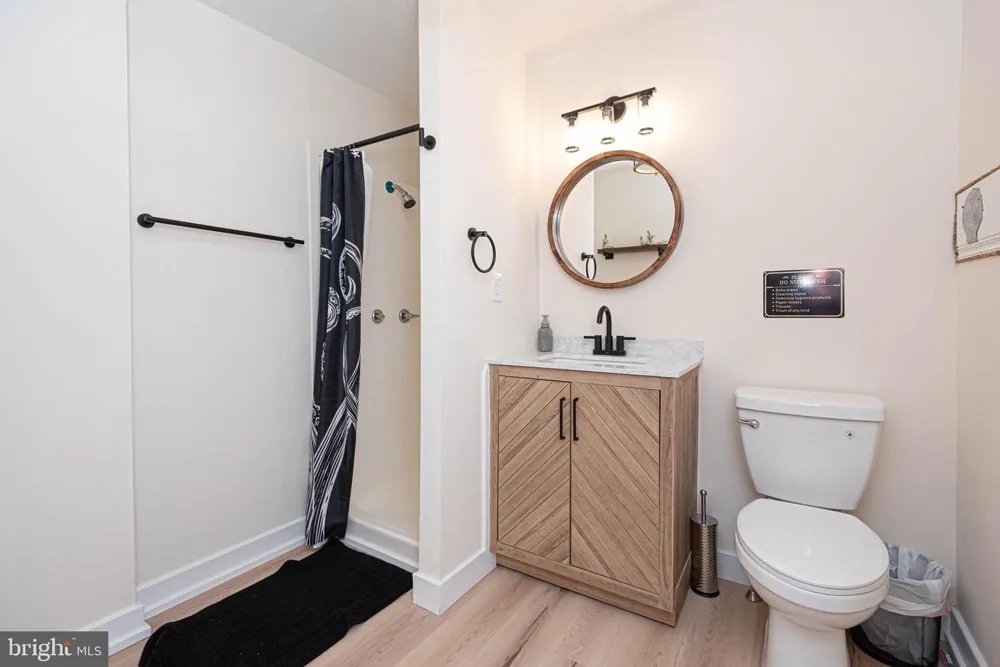 120 ROBIN HOOD Ocean Pines, MD 21811