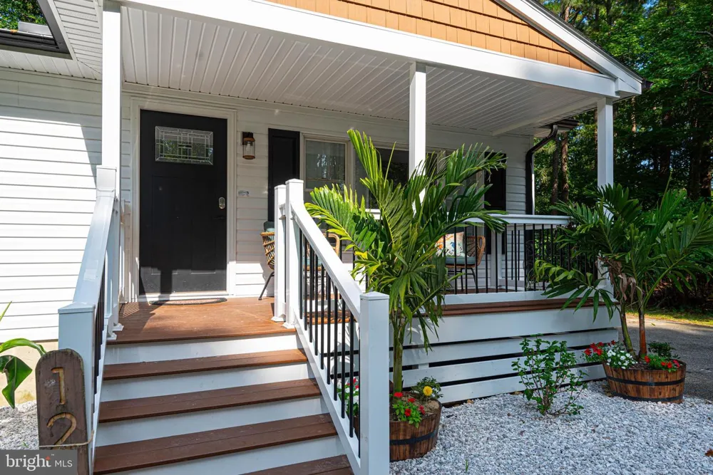 120 ROBIN HOOD Ocean Pines, MD 21811