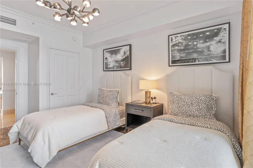 17875 Collins Ave #3404 Sunny Isles Beach, FL 33160