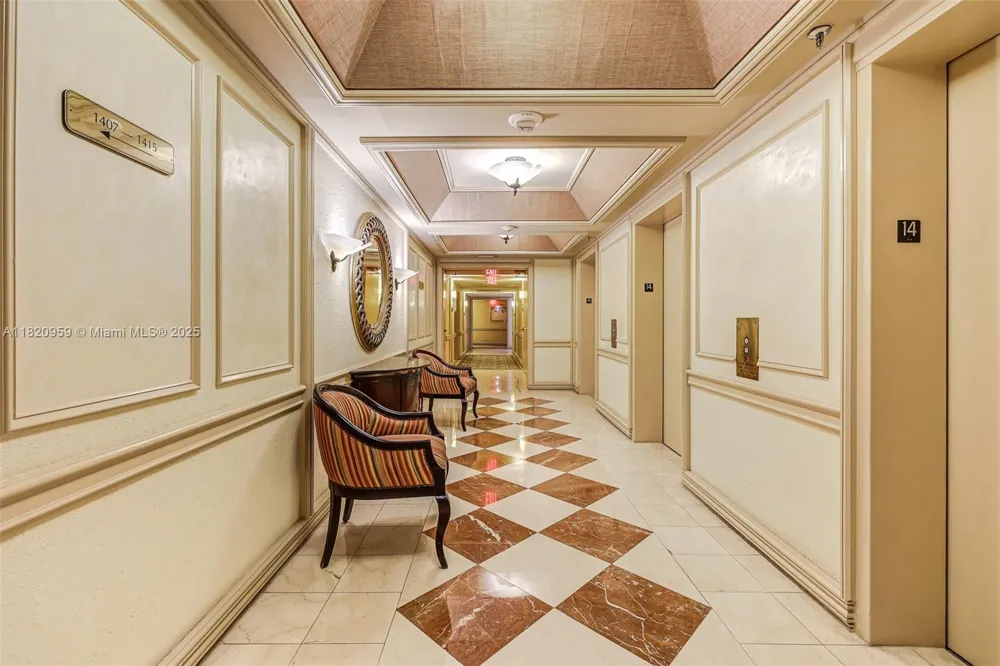 20281 E Country Club Dr #1412 Aventura, FL 33180