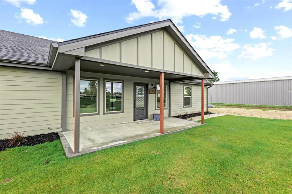 293 Private Road 36008 Honey Grove, TX 75446