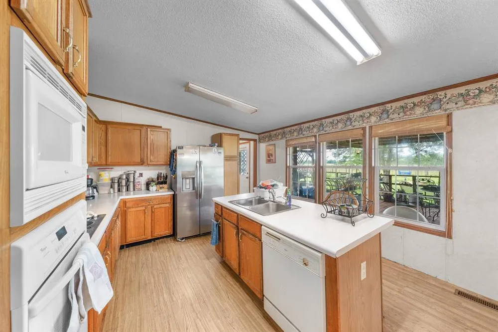 2287 Fm-3132 Klondike, TX 75448