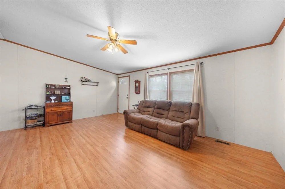 2287 Fm-3132 Klondike, TX 75448