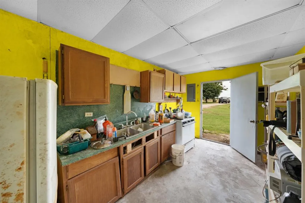 2287 Fm-3132 Klondike, TX 75448