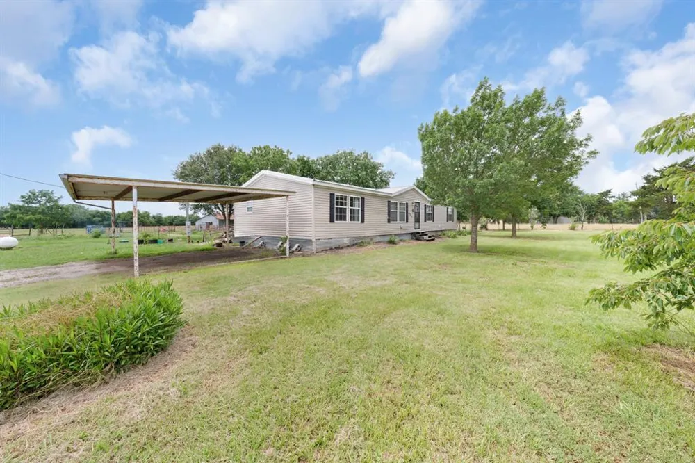 2287 Fm-3132 Klondike, TX 75448