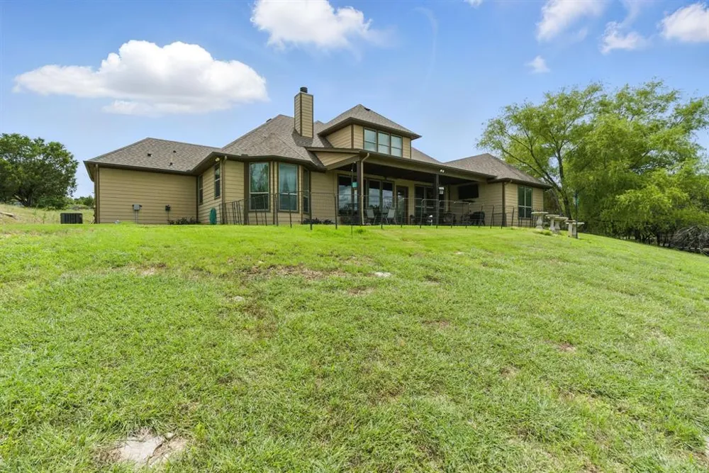 565 Ridgeway Drive Bluff Dale, TX 76433