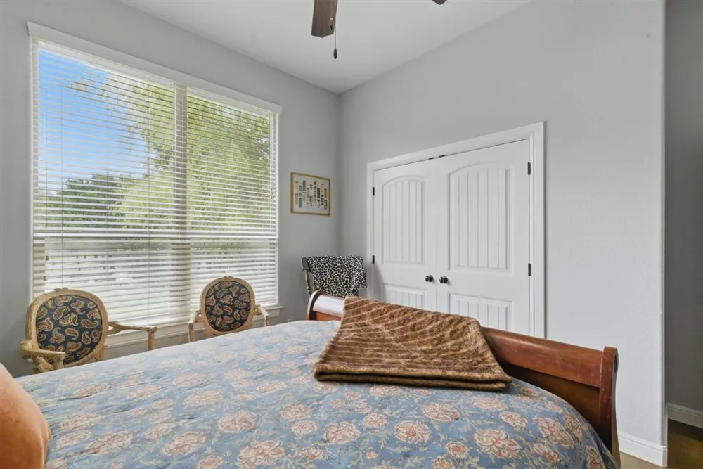 565 Ridgeway Drive Bluff Dale, TX 76433