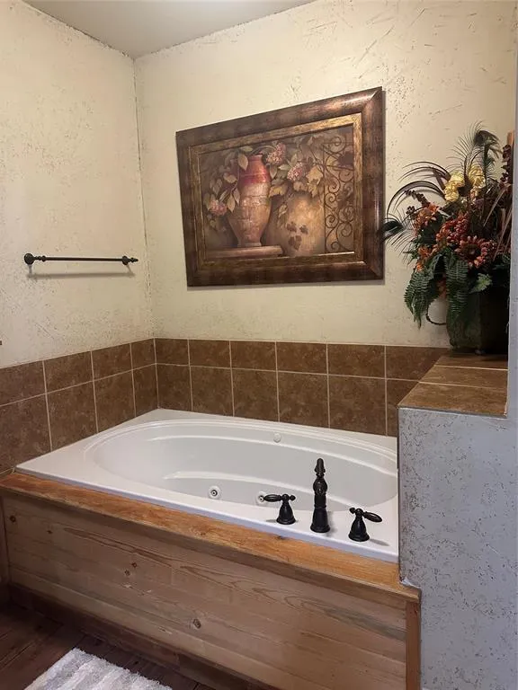 572 Oak Point Drive May, TX 76857