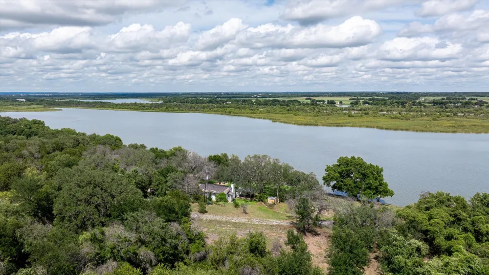 5986 Field Court Granbury, TX 76048