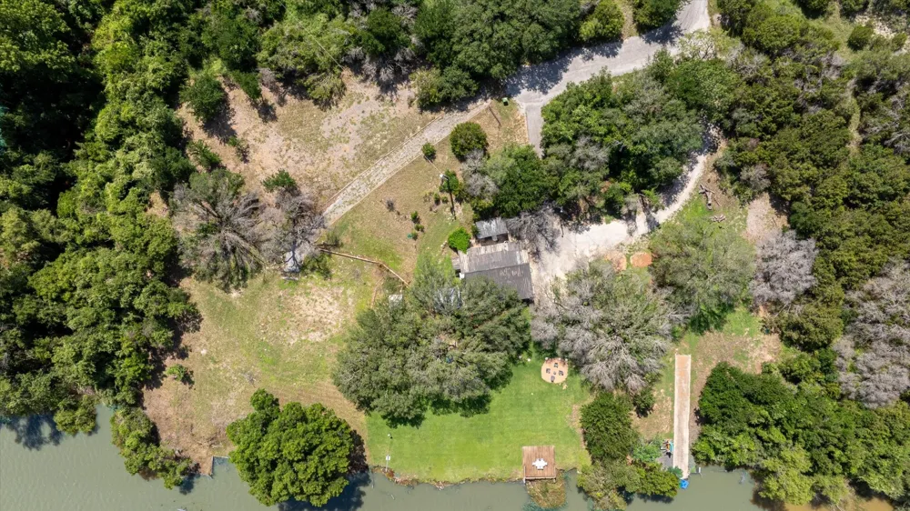 5986 Field Court Granbury, TX 76048