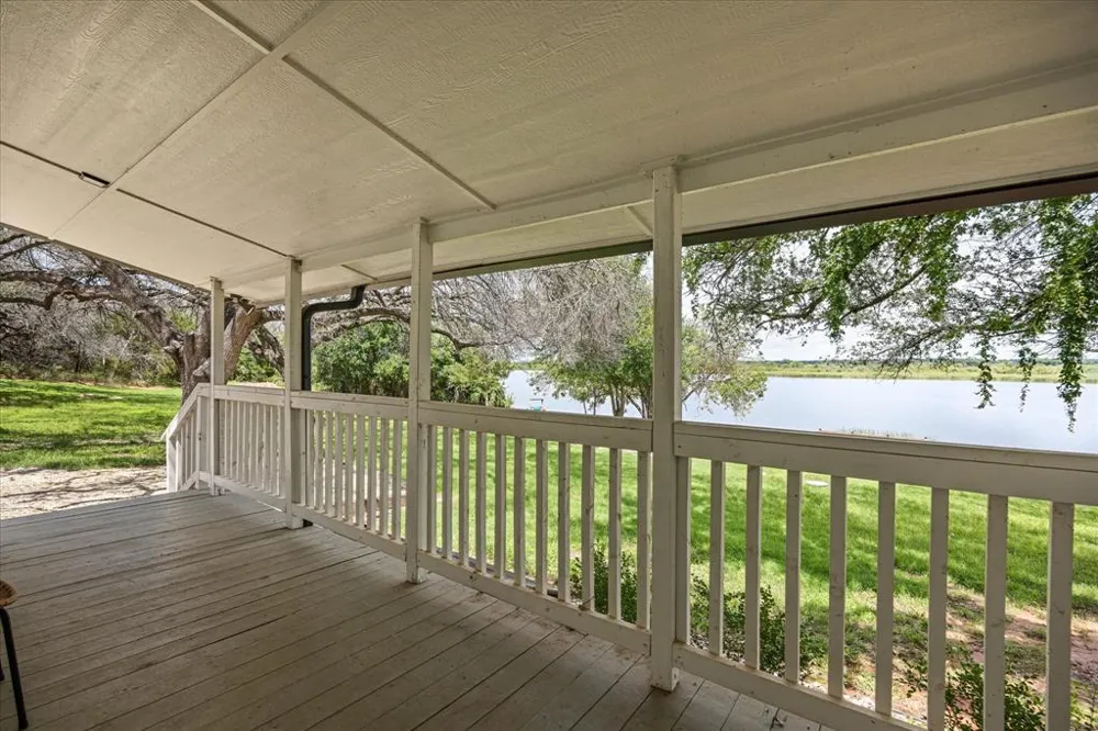 5986 Field Court Granbury, TX 76048