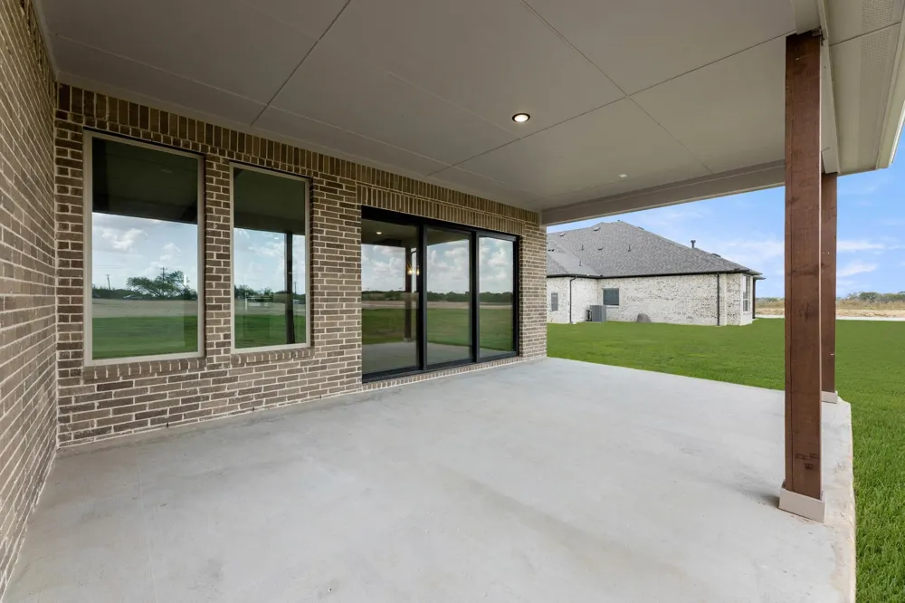 132 Evanston Court Rhome, TX 76078