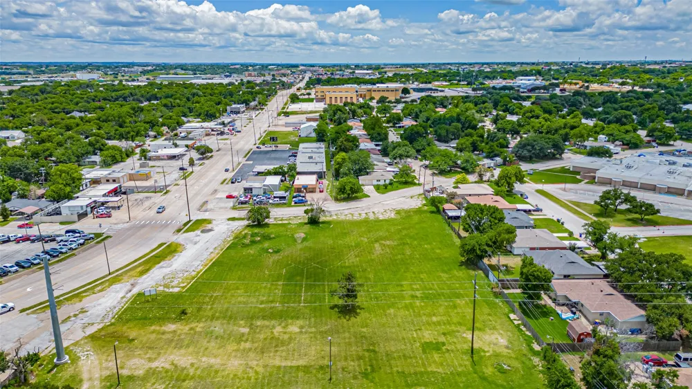730 S Cherry Lane White Settlement, TX 76108