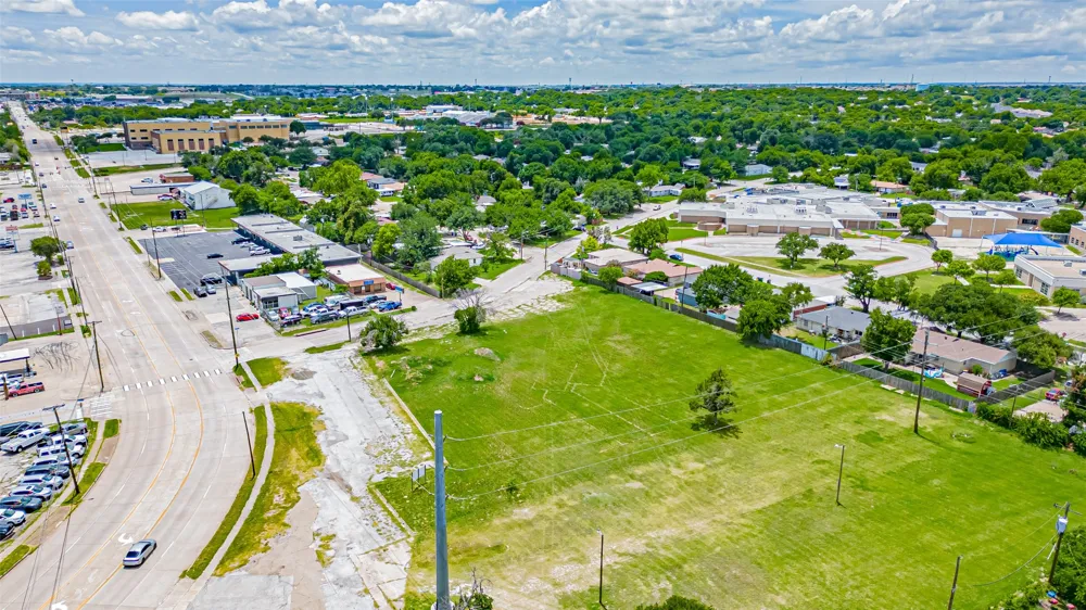 730 S Cherry Lane White Settlement, TX 76108