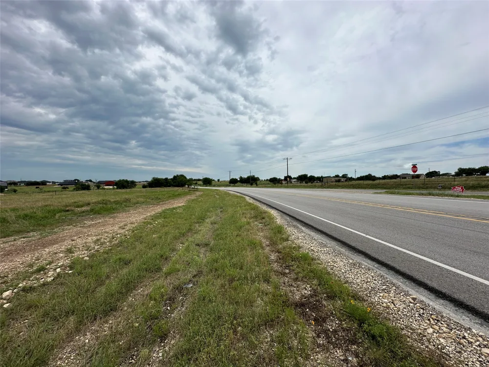 19621 FM 2115 Salado, TX 76571