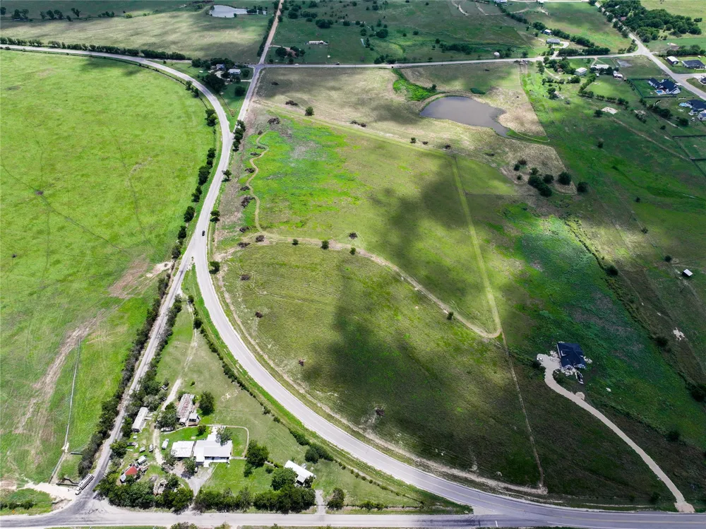 19621 FM 2115 Salado, TX 76571