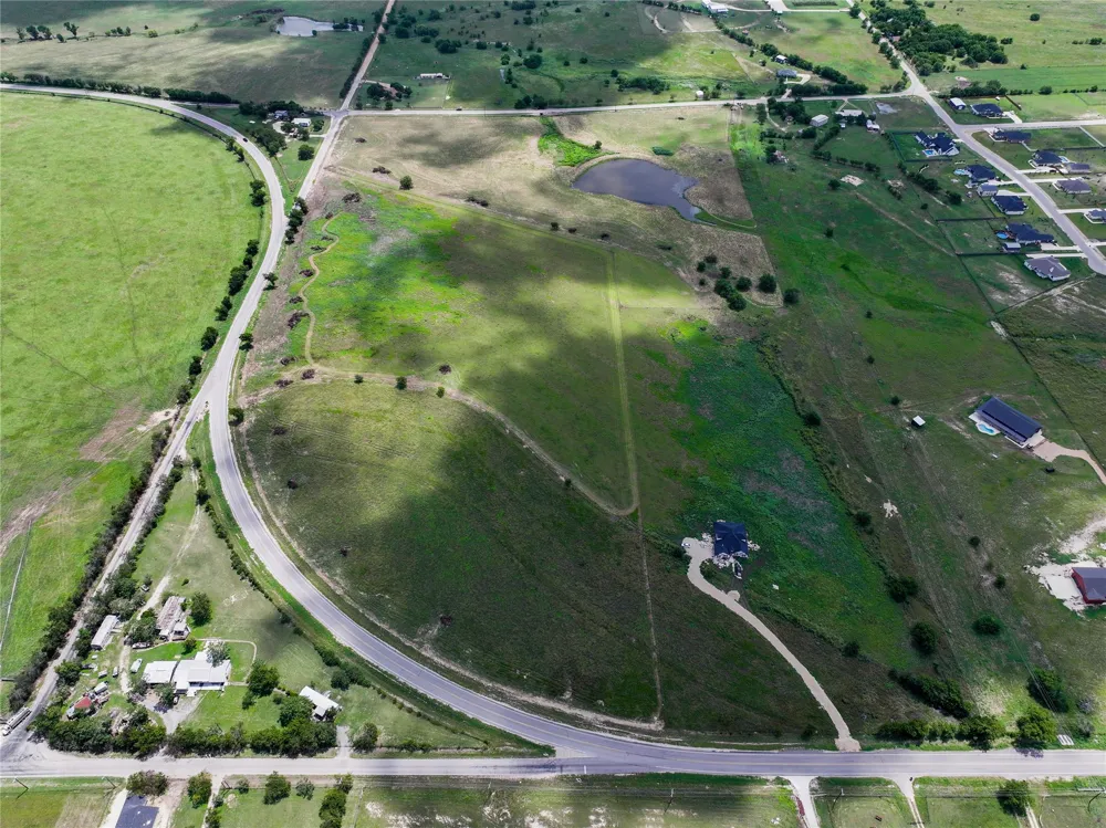 19621 FM 2115 Salado, TX 76571