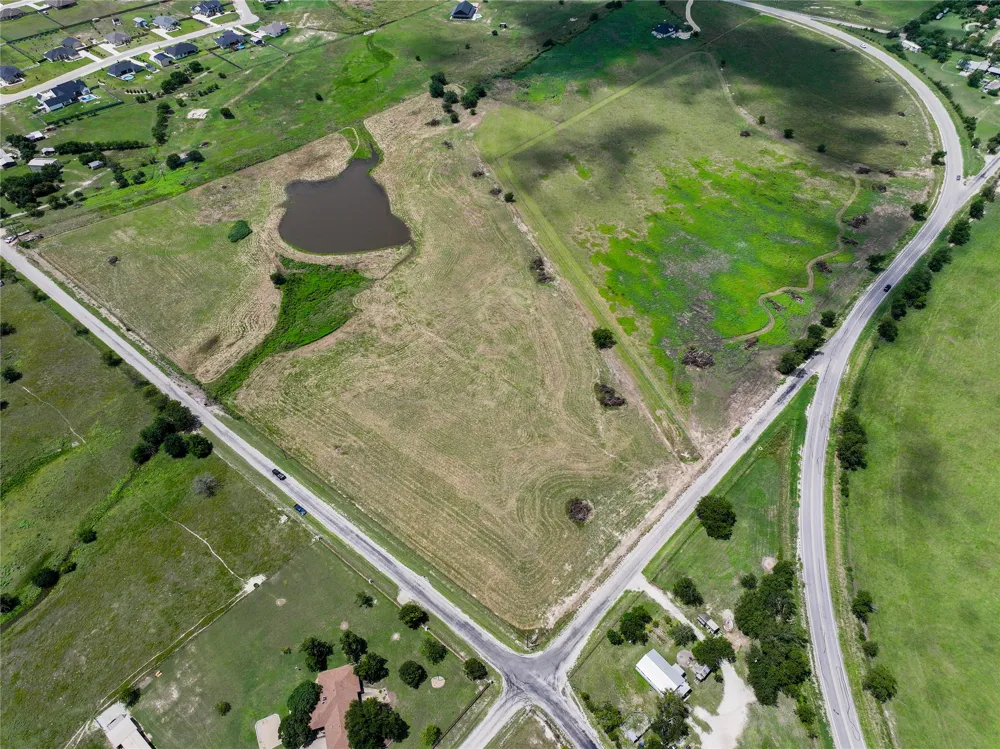 19621 FM 2115 Salado, TX 76571