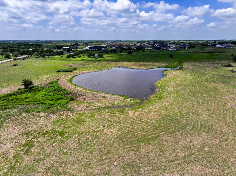 19621 FM 2115 Salado, TX 76571