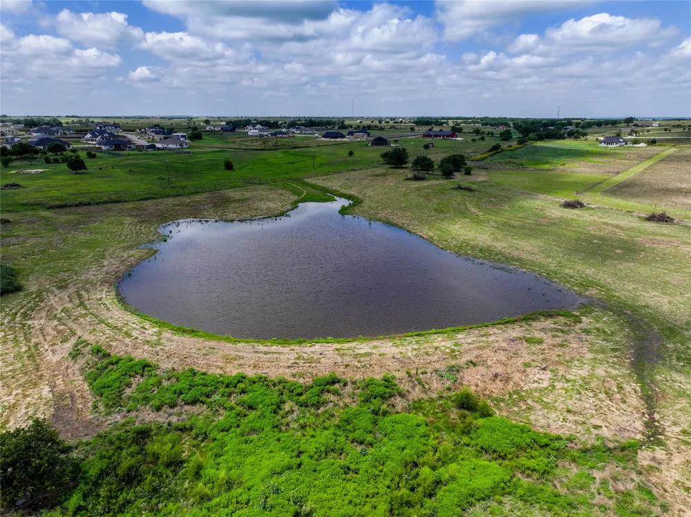 19621 FM 2115 Salado, TX 76571