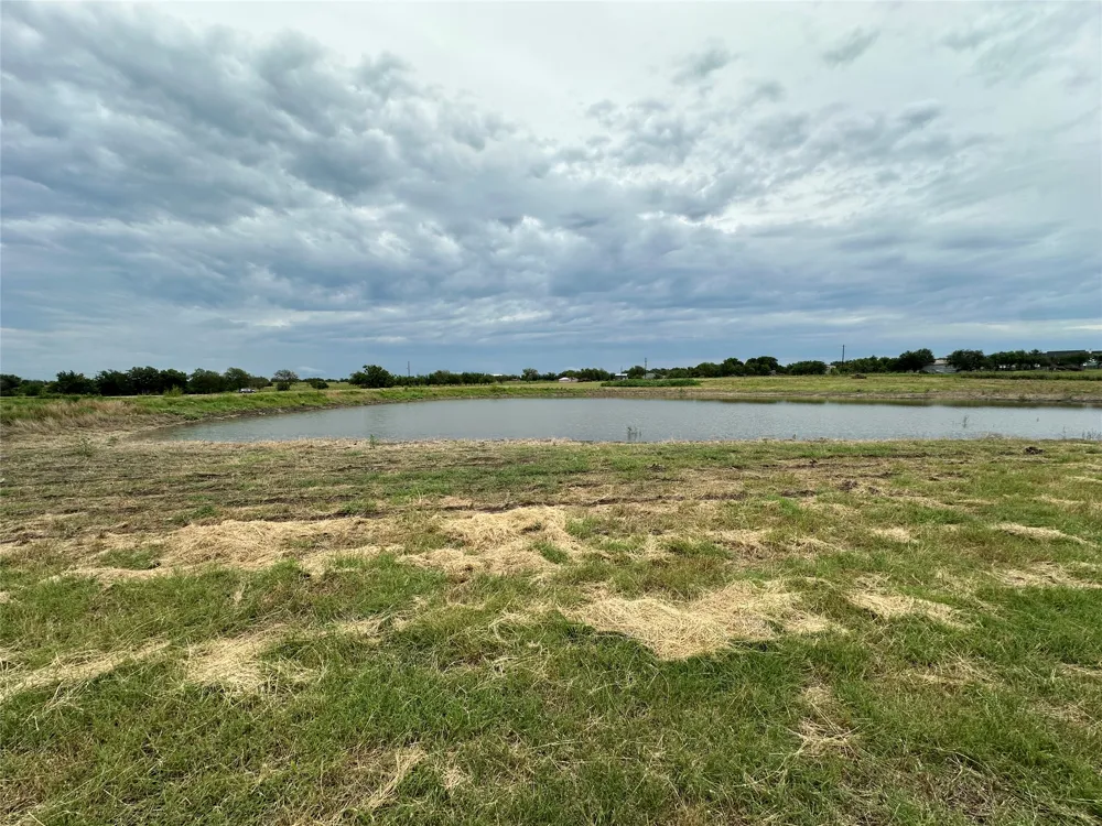 19621 FM 2115 Salado, TX 76571
