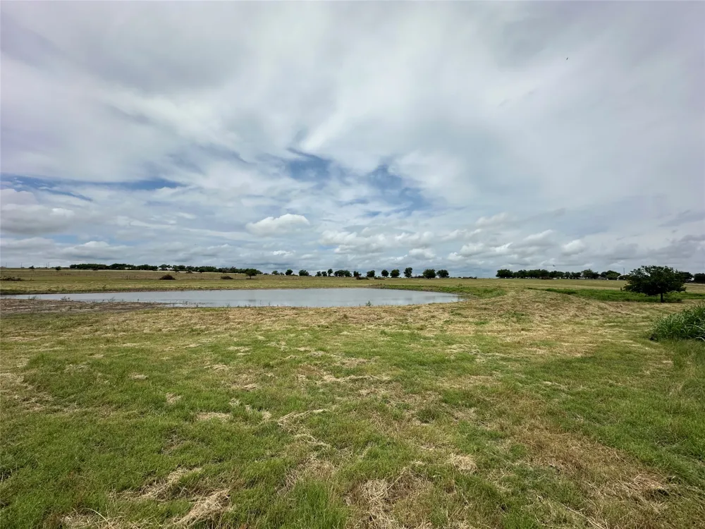 19621 FM 2115 Salado, TX 76571