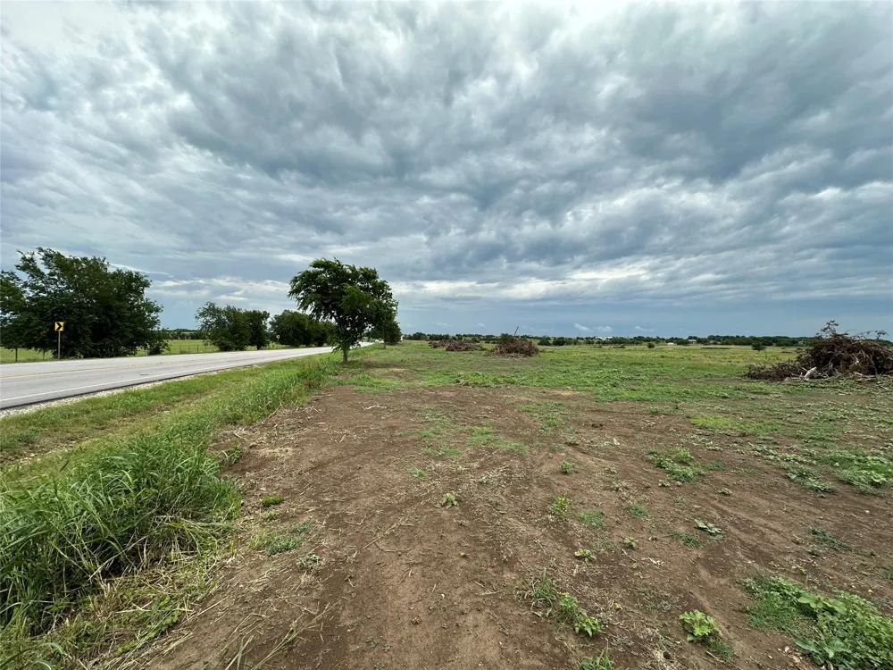 19621 FM 2115 Salado, TX 76571