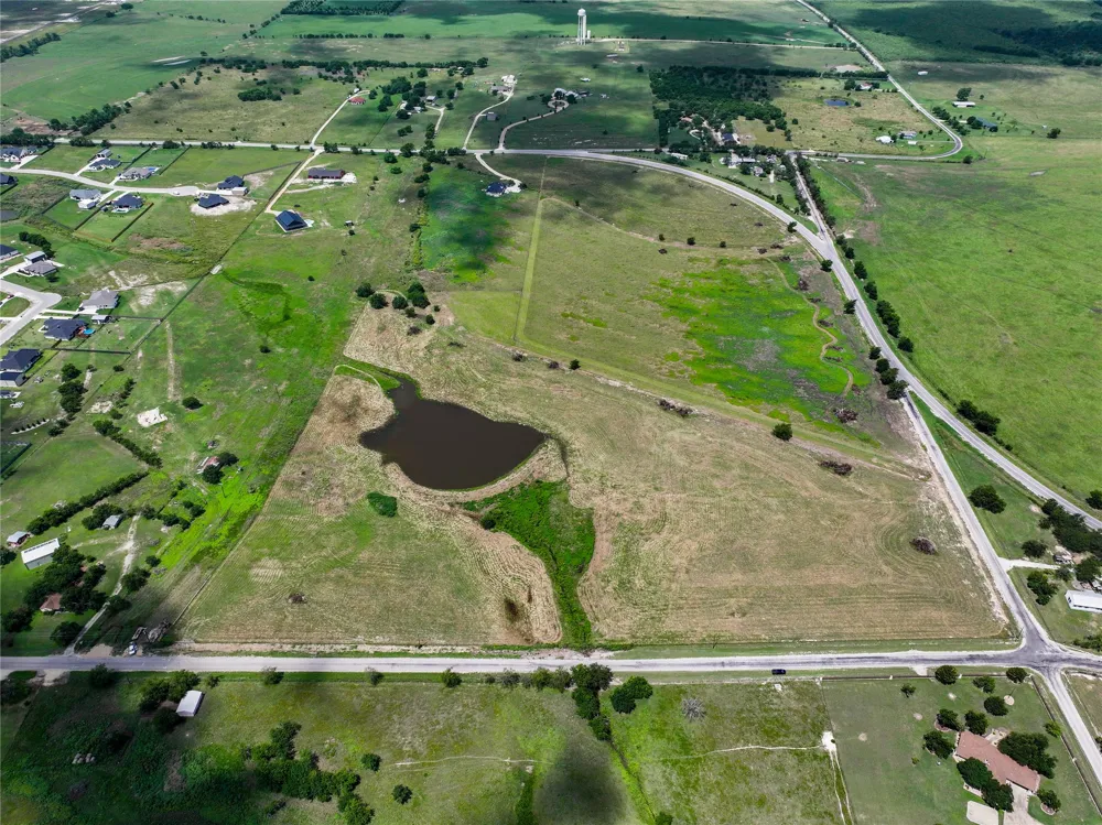 19621 FM 2115 Salado, TX 76571