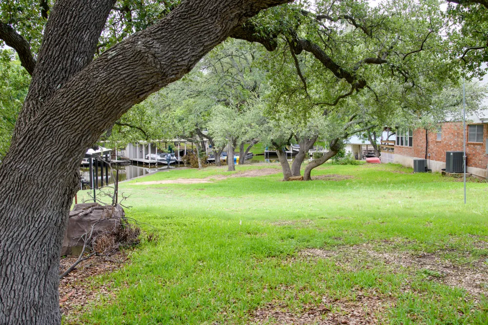 19 CR 132A Kingsland, TX 78639