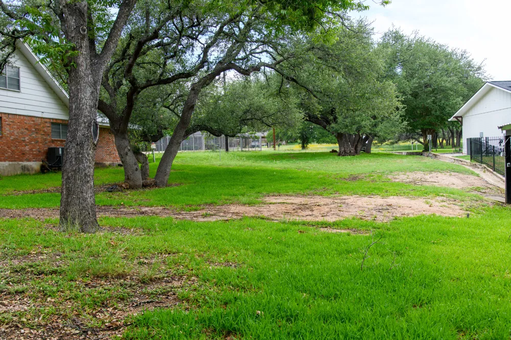19 CR 132A Kingsland, TX 78639