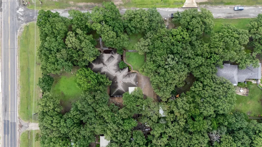 320 Rustic Oaks Combine, TX 75159