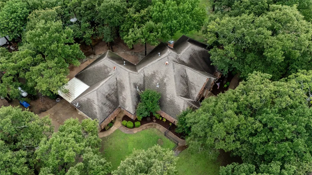320 Rustic Oaks Combine, TX 75159