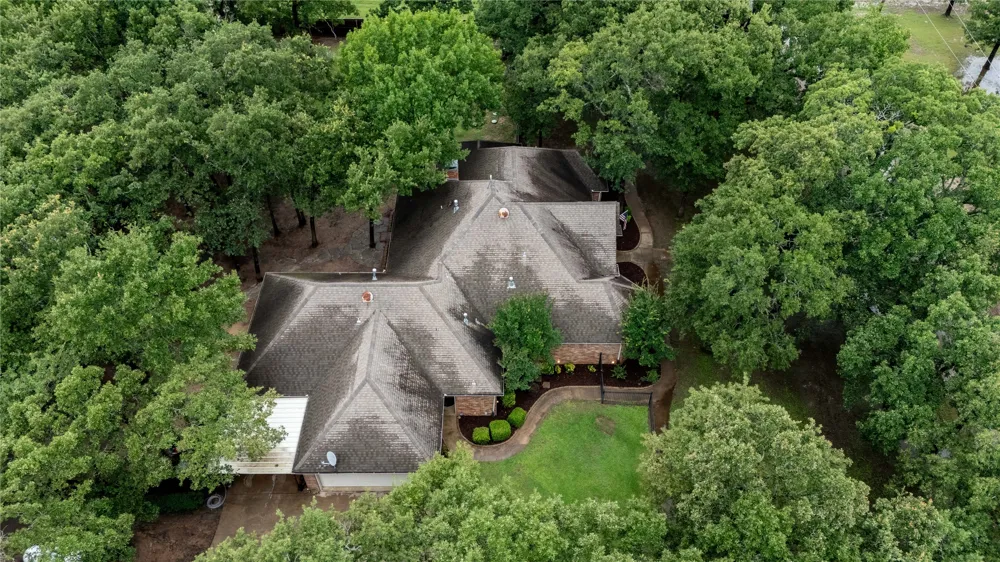 320 Rustic Oaks Combine, TX 75159