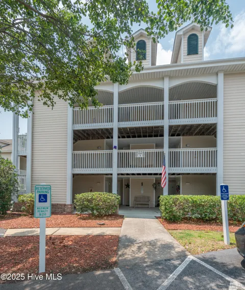 3350 Club Villas Drive #104