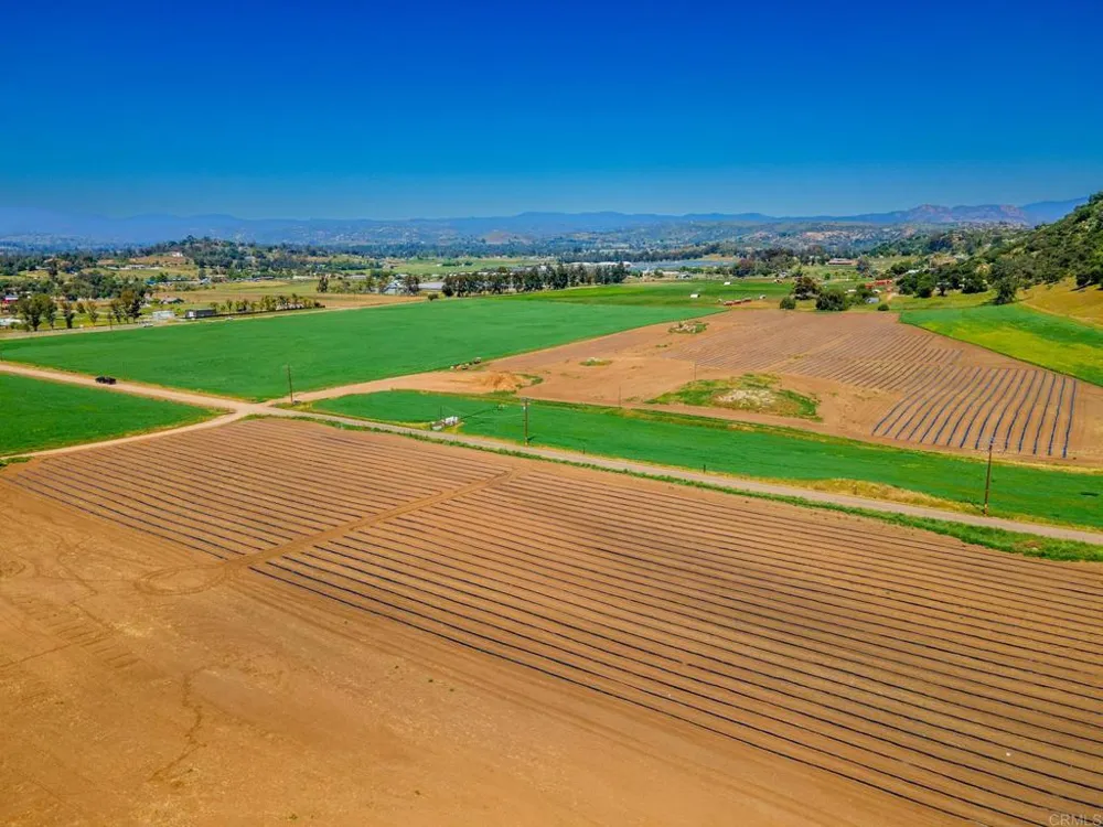 2342 Dye Road Ramona, CA 92065