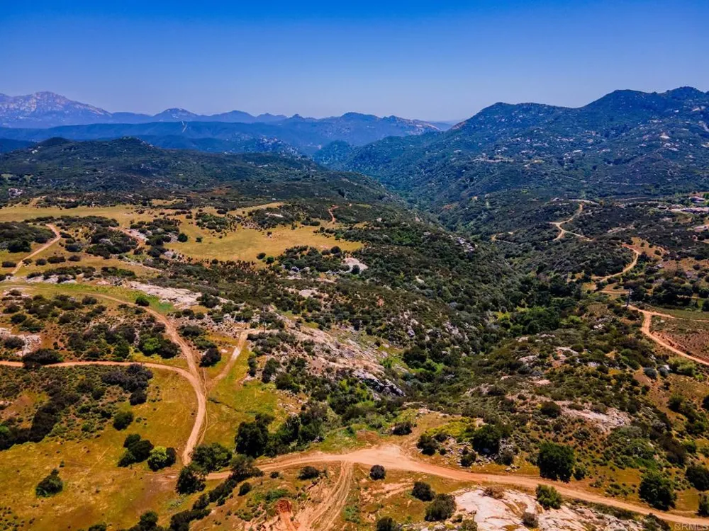 2342 Dye Road Ramona, CA 92065