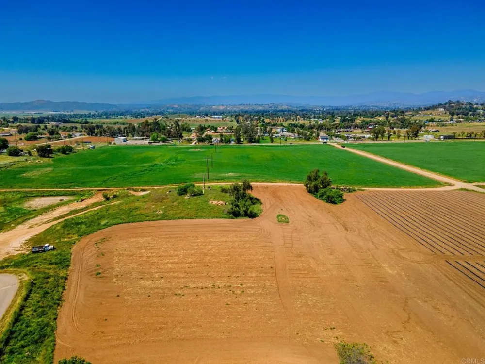 2342 Dye Road Ramona, CA 92065