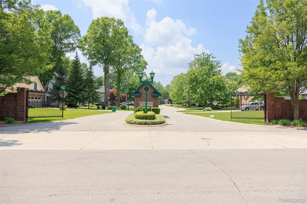 3408 Burwick Drive Port Huron Charter Township, MI 48060