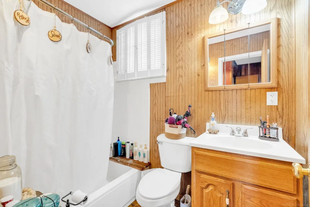 Lakeshore Road Worth Township, MI 48450