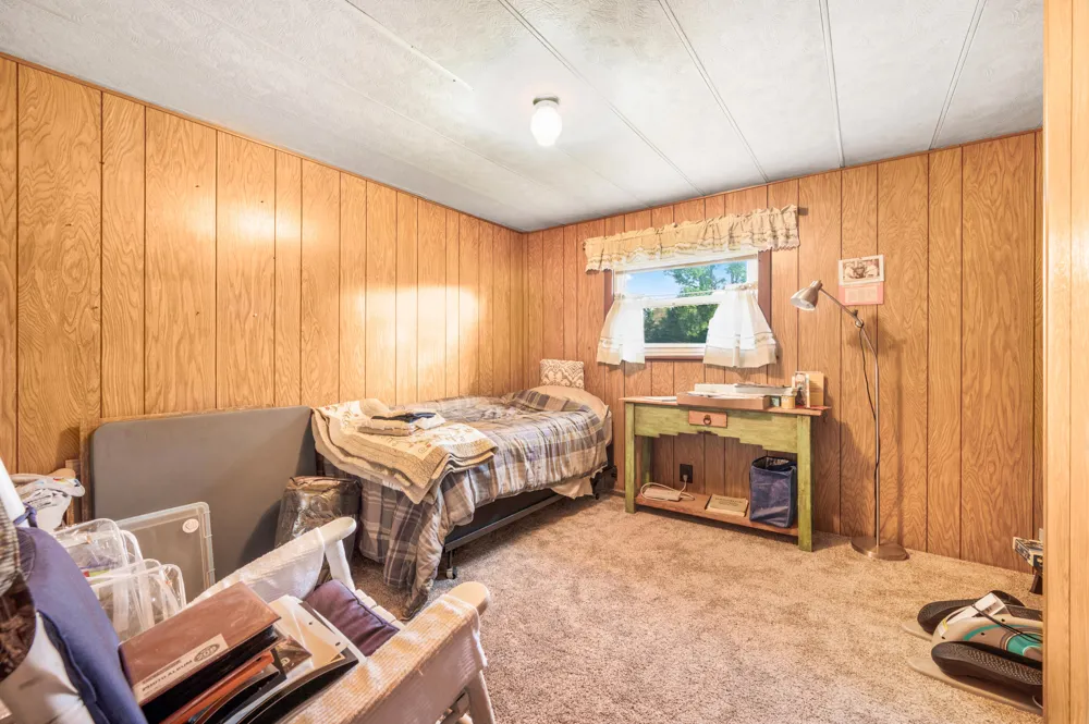 7873 River Rd Evart, MI 49631