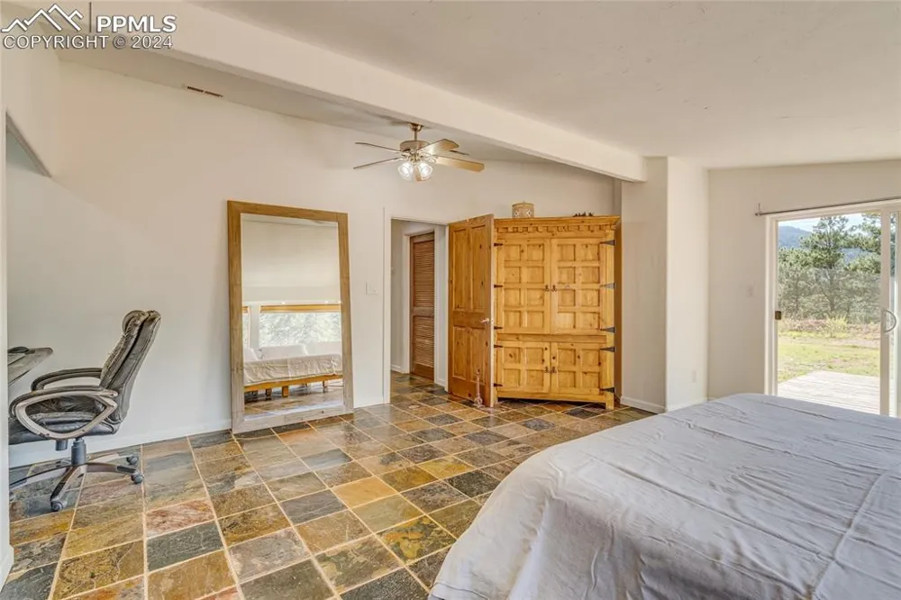 11150 W Highway 24 Crystola, CO 80819