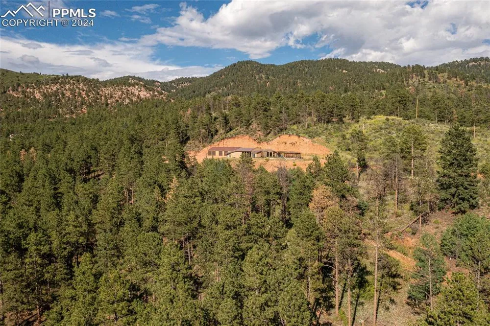 11150 W Highway 24 Crystola, CO 80819
