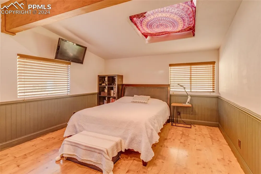 11150 W Highway 24 Crystola, CO 80819