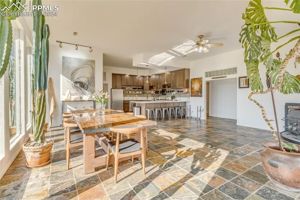 11150 W Highway 24 Crystola, CO 80819