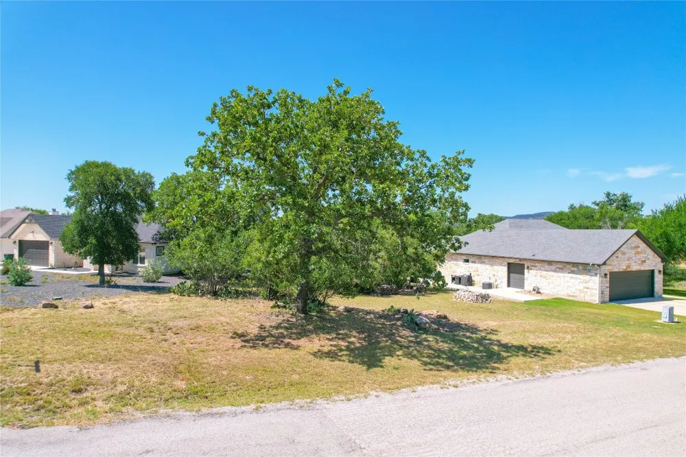 50 Chaumont Street Kingsland, TX 78639
