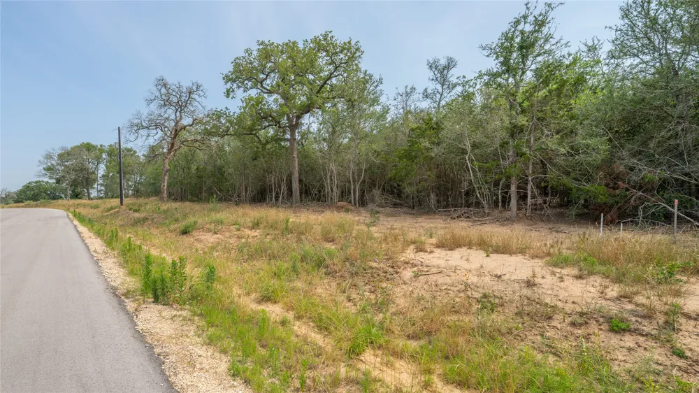 926 Ferguson Loop Dale, TX 78616